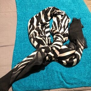 Black and White Zebra Print Scarf